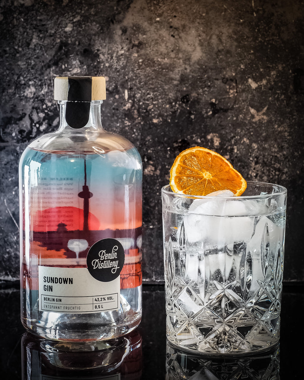 SUNDOWN GIN